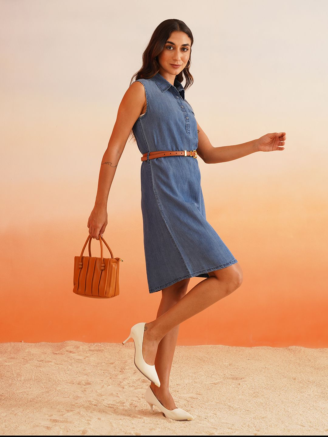 Classic Knee-Length Denim Dress with Shirt Collar