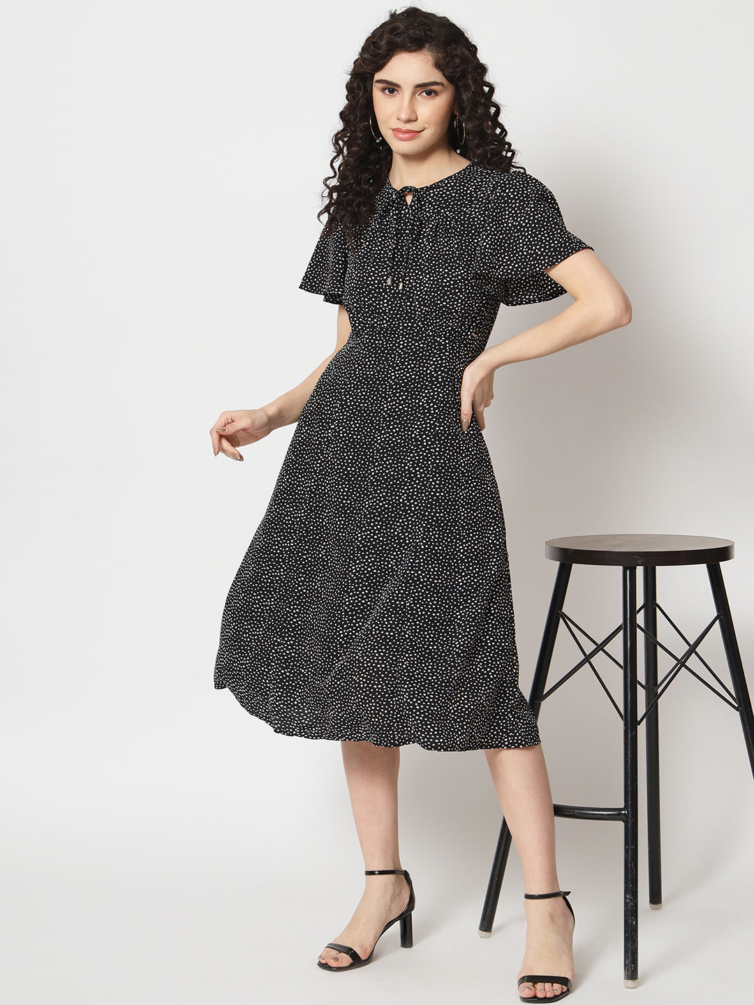 Beatnik Polyester Fitted Printed Shorts Sleeve Women Dresses