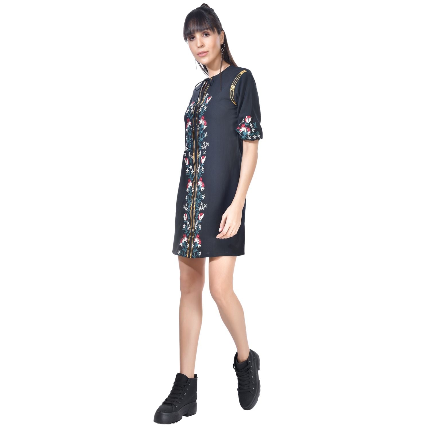 Beatnik Embroidered Casual Wear 3/4th Sleeve A-line Dresses Dresses