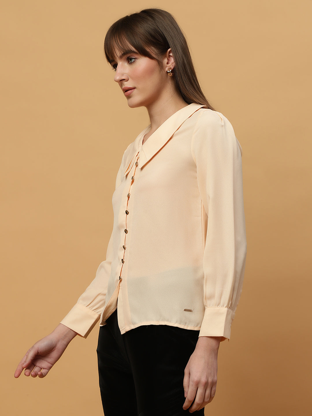 Beatnik Peter Pan Collar Shirt with Metallic Buttons