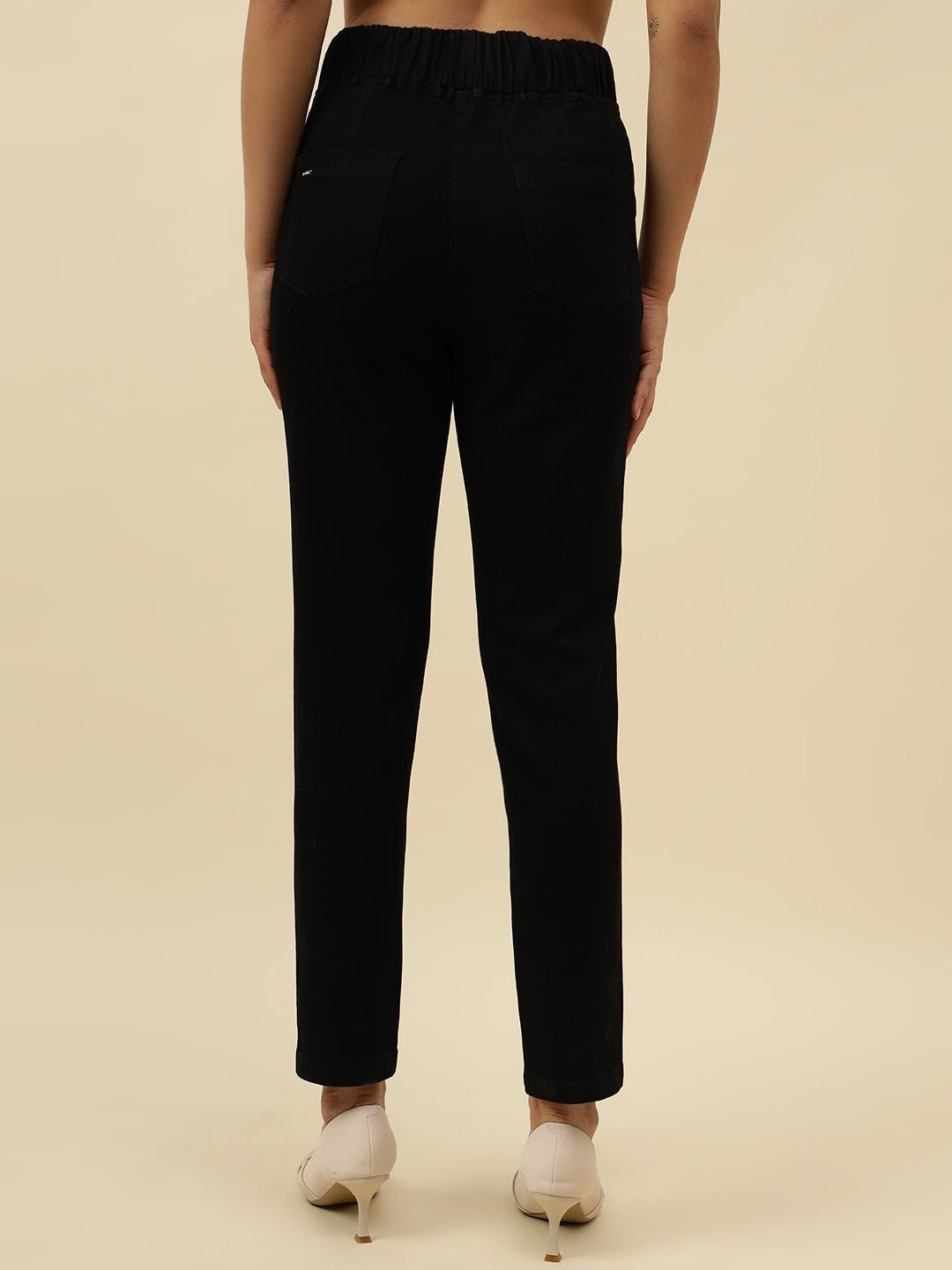 Black Slim Fit Stretchable Tregging Beatnik